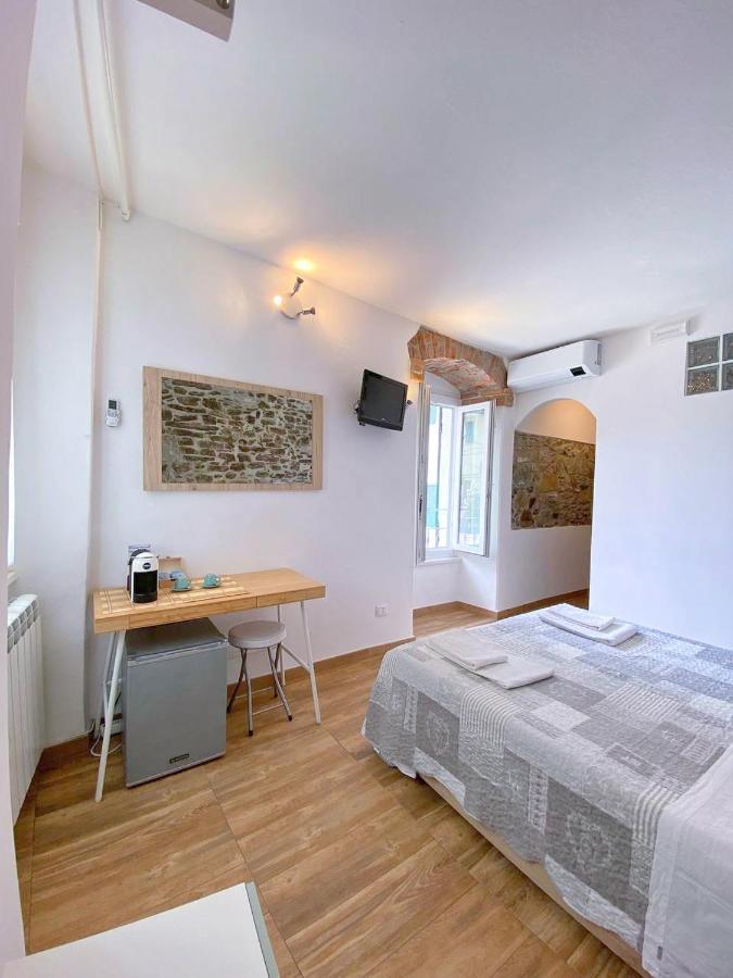 Double Room "Malvasia" - Casedirio Riomaggiore Exteriör bild